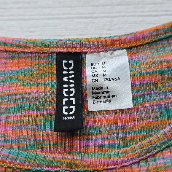 H&M Divided Space Dye Exposed Seam Crop Top | Y2K Grunge Ribbed Tee Size Medium - Picture 2 of 8